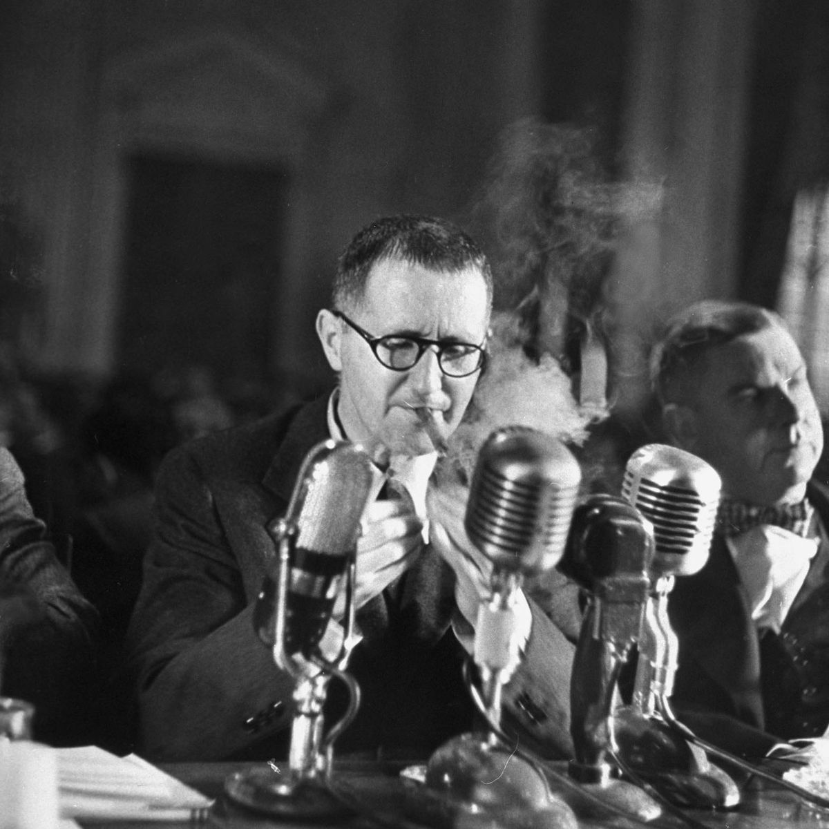 Ç'ka ndodhur?- Bertolt Brecht